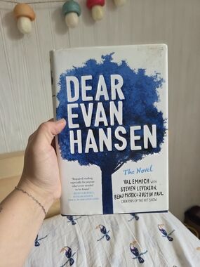 📚3/$10 Dear Evan Hansen The Novel